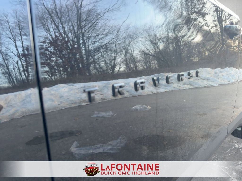 2023 Chevrolet Traverse LT Leather