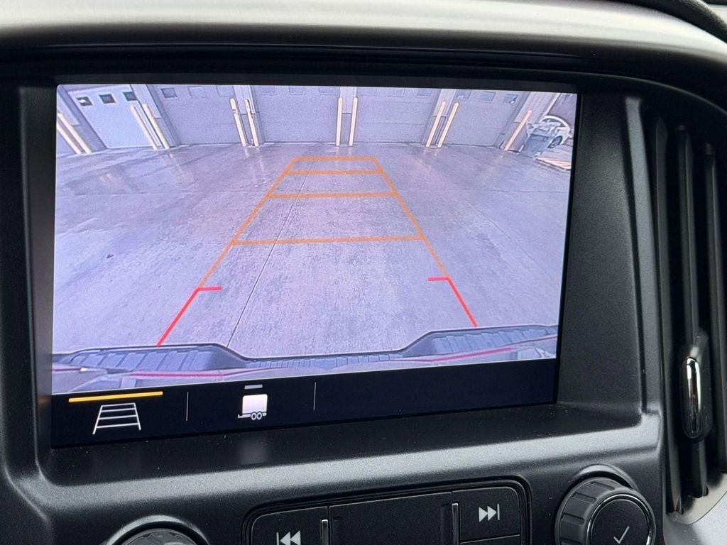 2022 GMC Canyon AT4 w/Leather