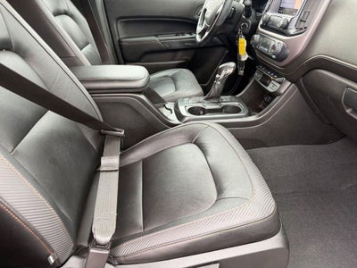 2022 GMC Canyon AT4 w/Leather