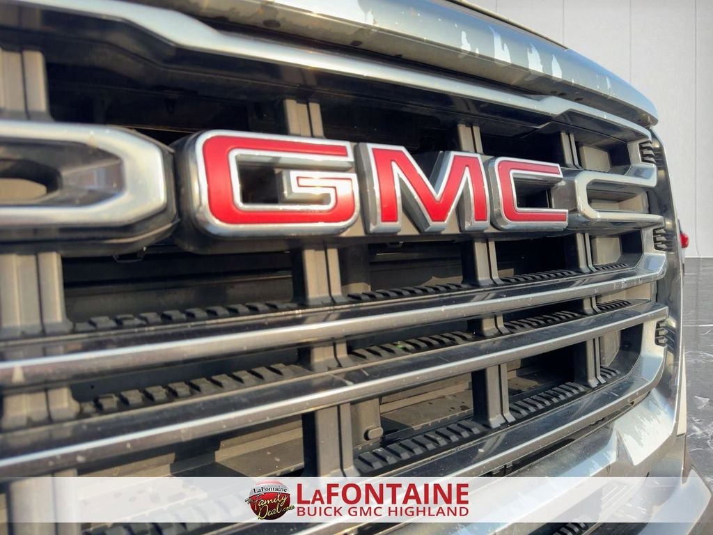 2022 GMC Canyon AT4 w/Leather