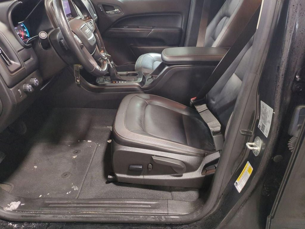 2022 GMC Canyon AT4 w/Leather