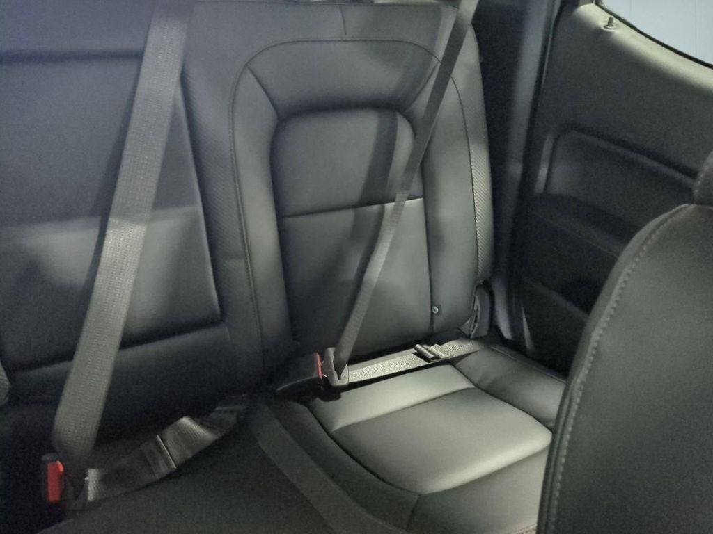 2022 GMC Canyon AT4 w/Leather