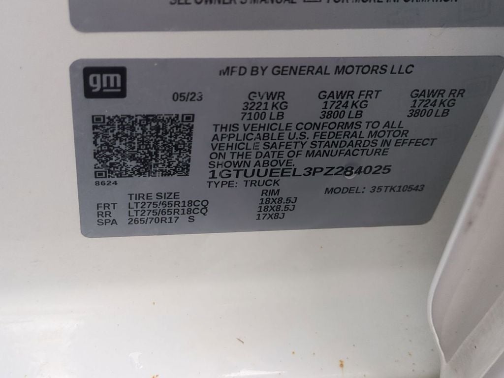 2023 GMC Sierra 1500 AT4