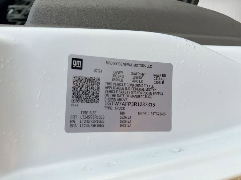 2024 GMC Savana 2500 Work Van