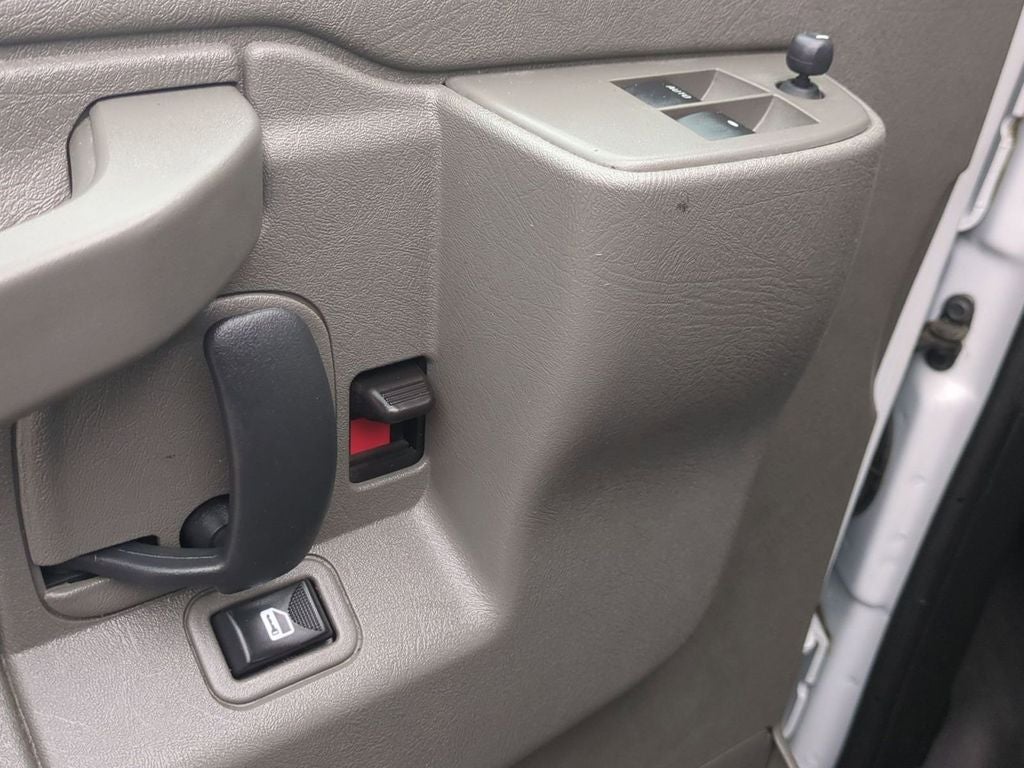 2023 GMC Savana 2500 Work Van