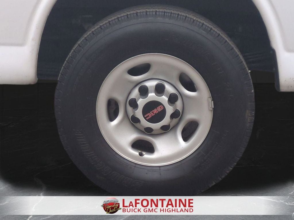 2023 GMC Savana 2500 Work Van