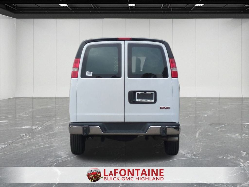 2023 GMC Savana 2500 Work Van