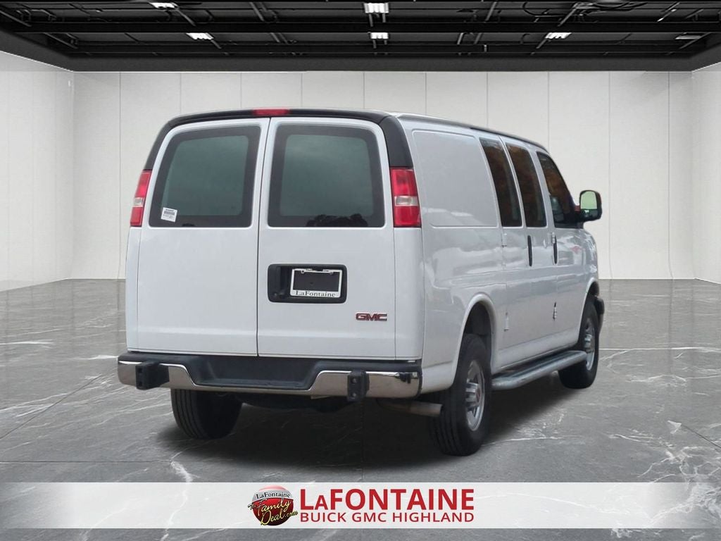 2023 GMC Savana 2500 Work Van