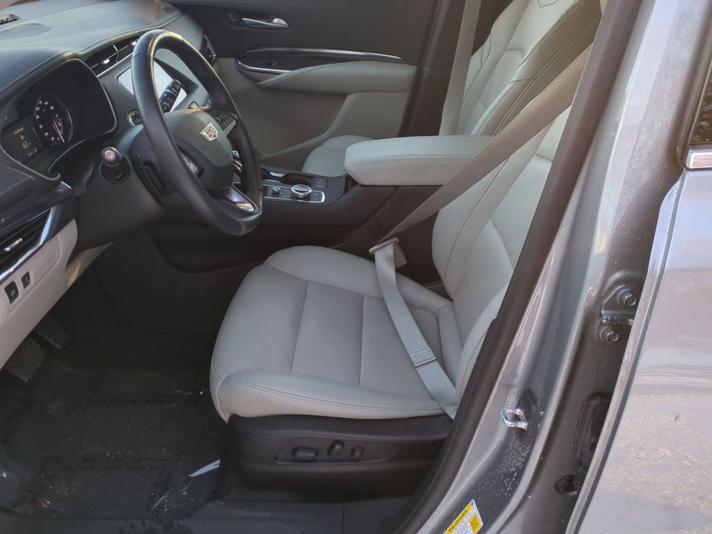 2023 Cadillac XT4 Luxury