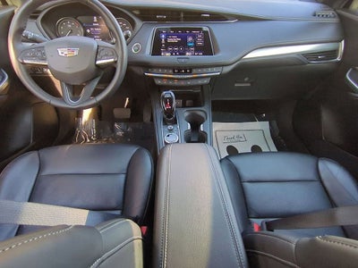 2023 Cadillac XT4 Premium Luxury