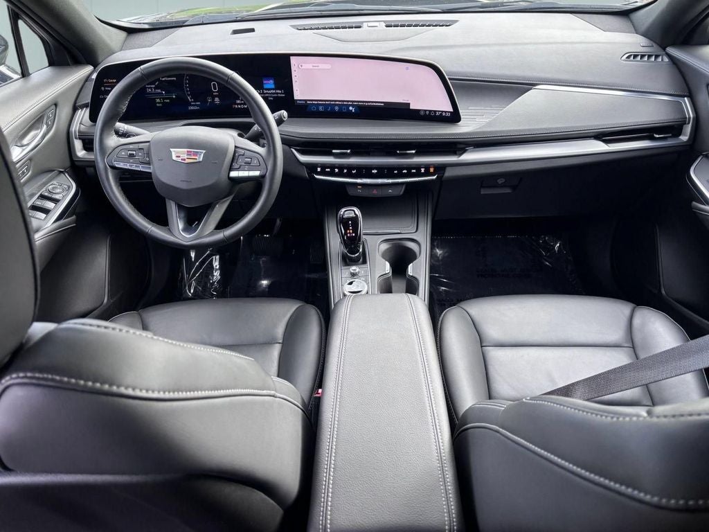 2025 Cadillac XT4 Premium Luxury