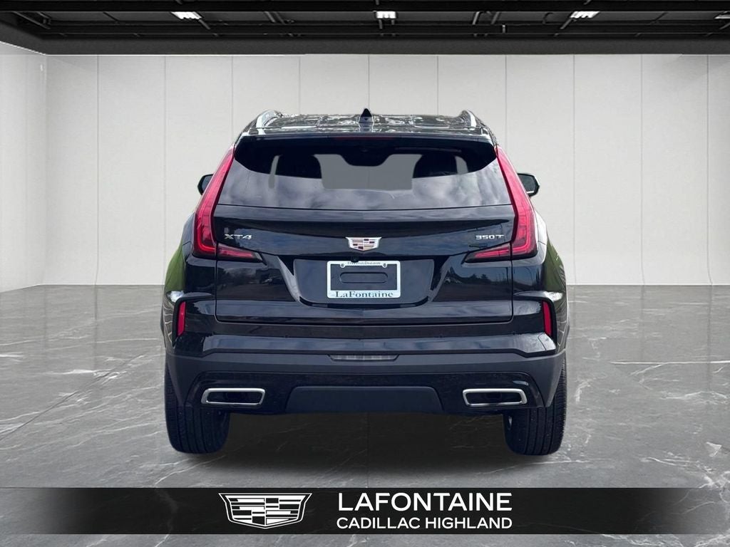 2025 Cadillac XT4 Premium Luxury