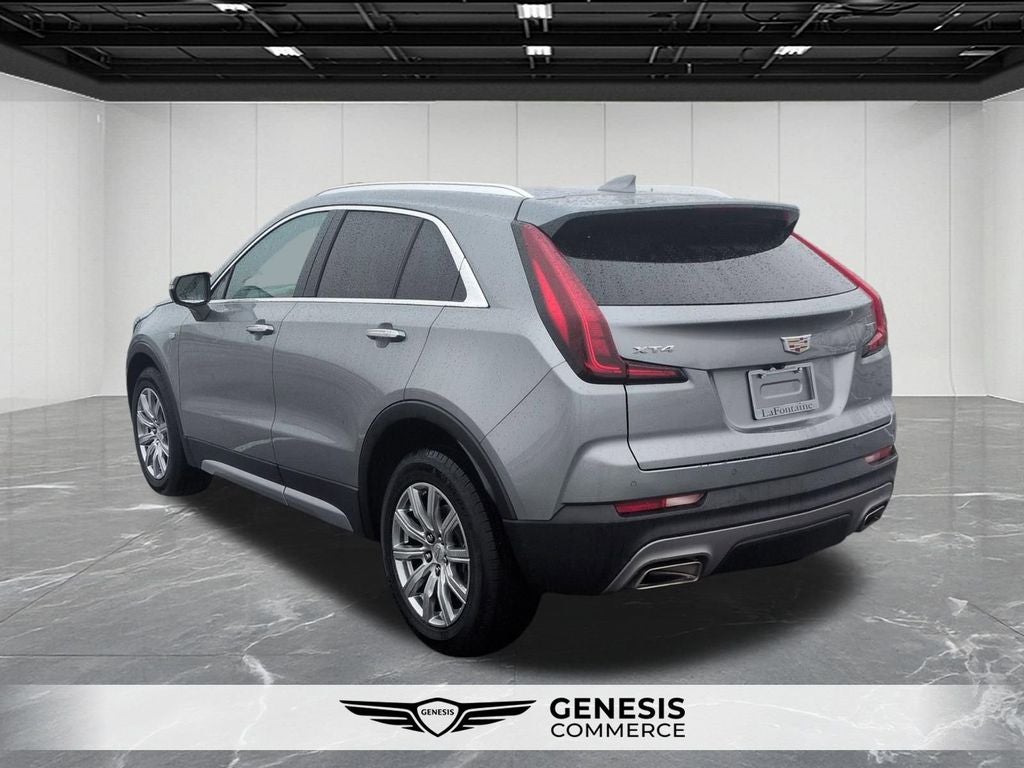 2023 Cadillac XT4 Premium Luxury