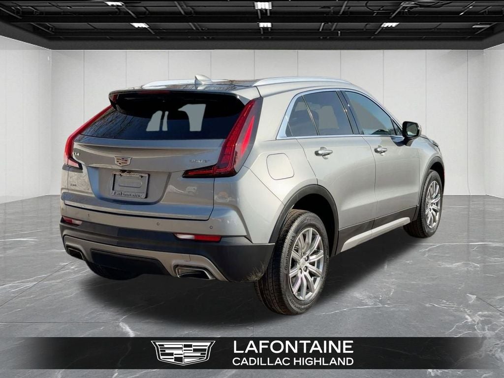 2023 Cadillac XT4 Premium Luxury