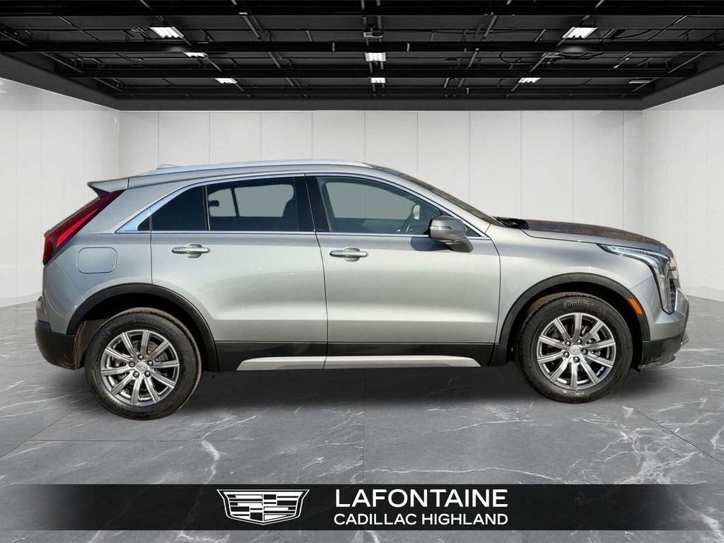 2023 Cadillac XT4 Premium Luxury