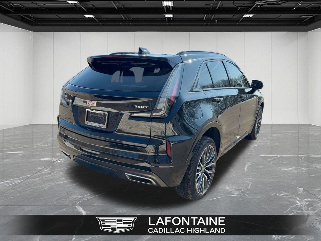 2024 Cadillac XT4 Sport