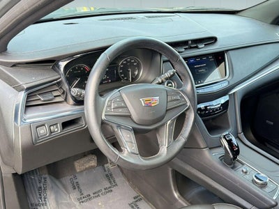2023 Cadillac XT5 Luxury