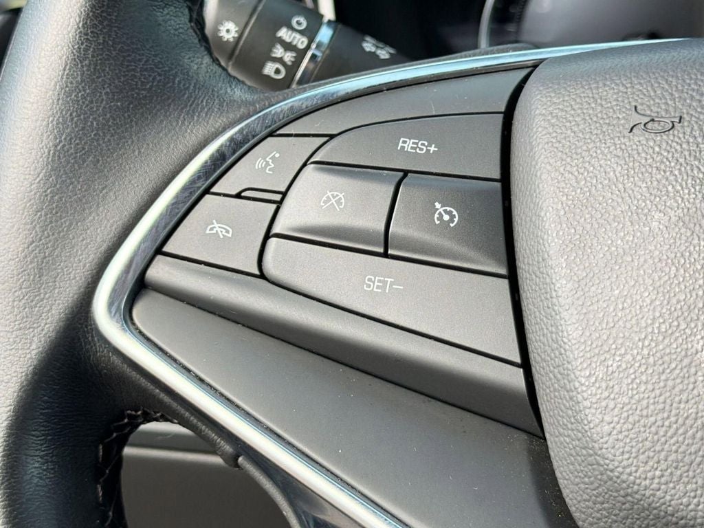 2023 Cadillac XT5 Luxury