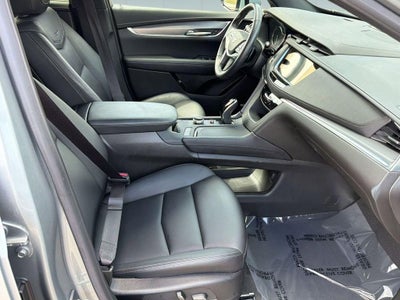 2023 Cadillac XT5 Luxury