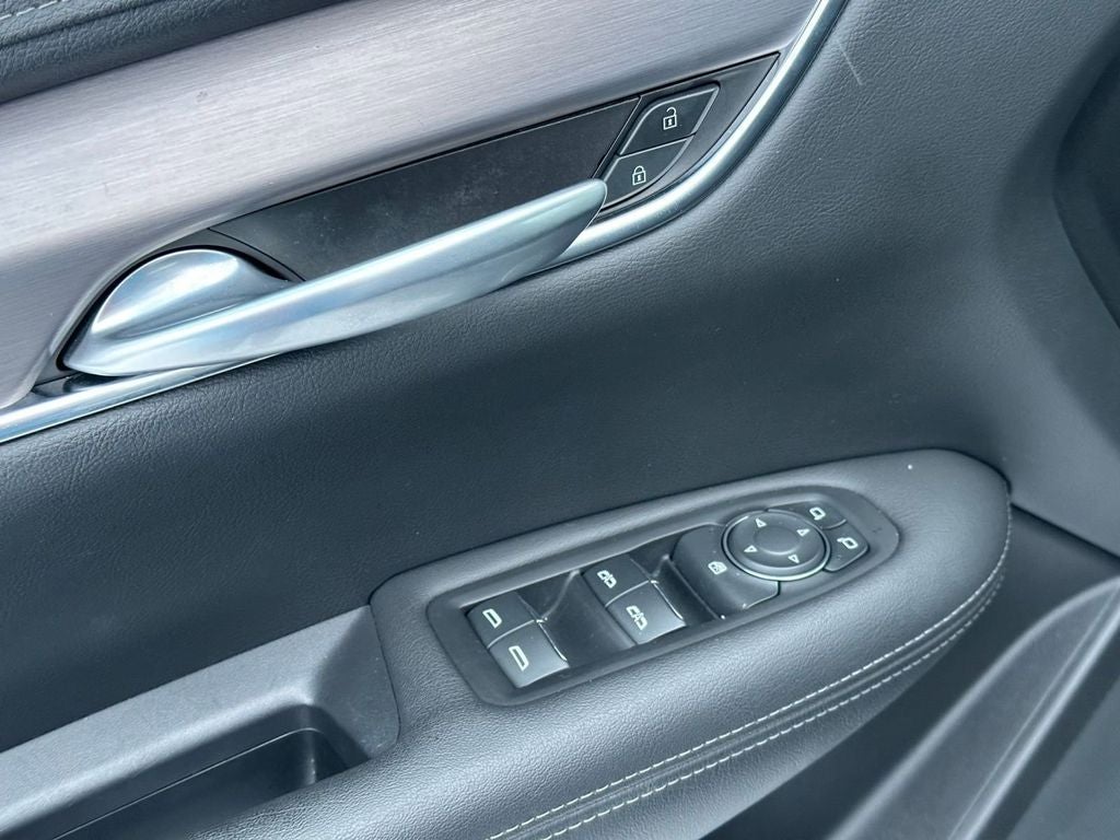 2023 Cadillac XT5 Luxury