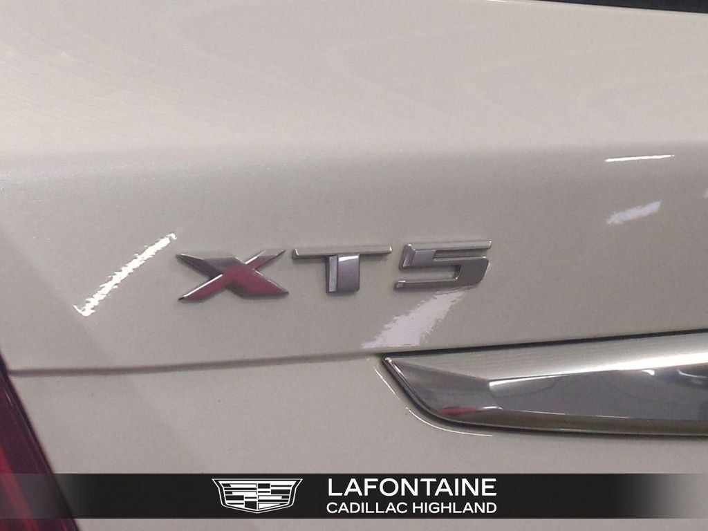 2017 Cadillac XT5 Luxury