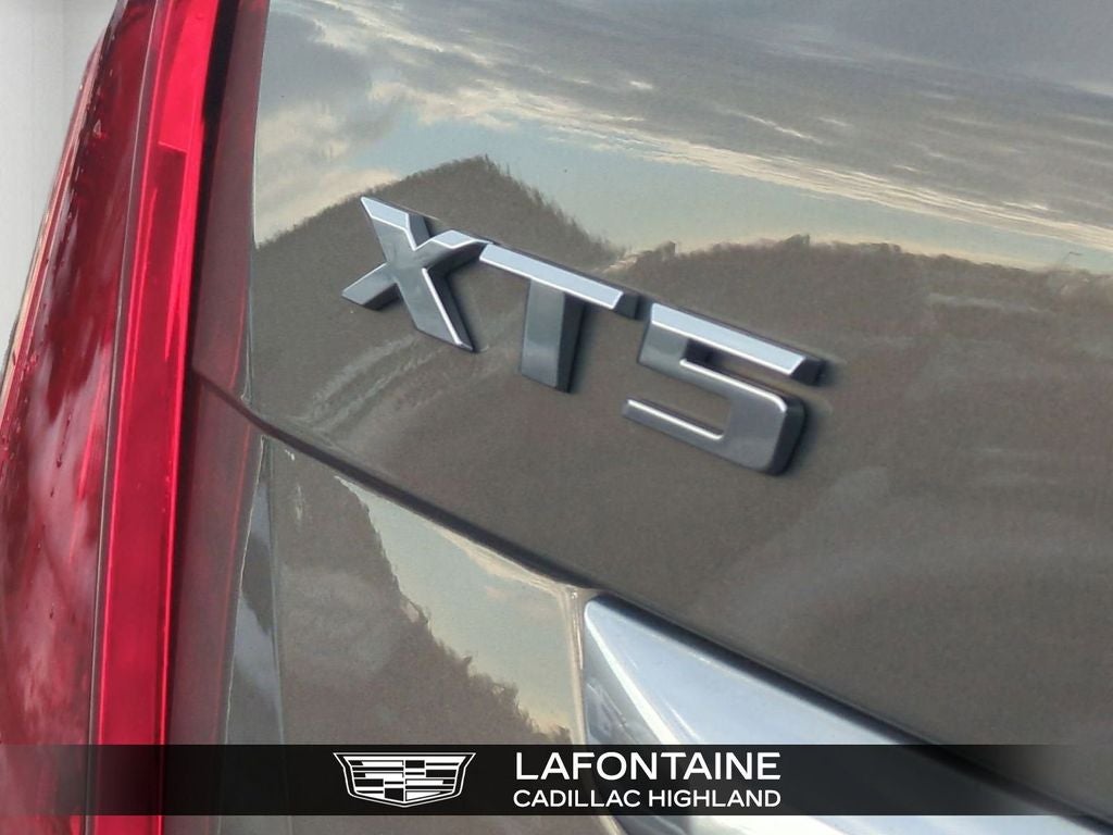 2017 Cadillac XT5 Platinum