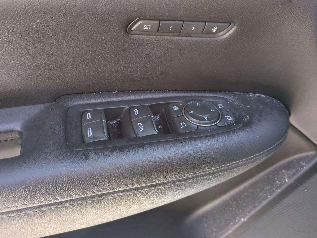 2023 Cadillac XT5 Sport