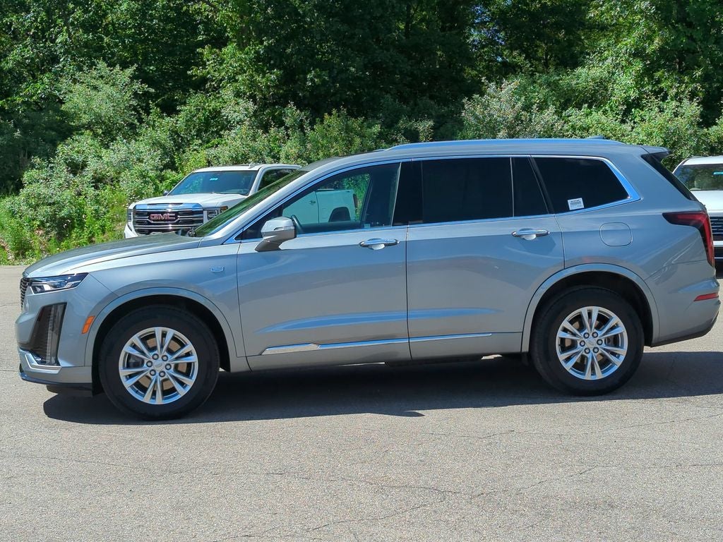 2025 Cadillac XT6 Luxury