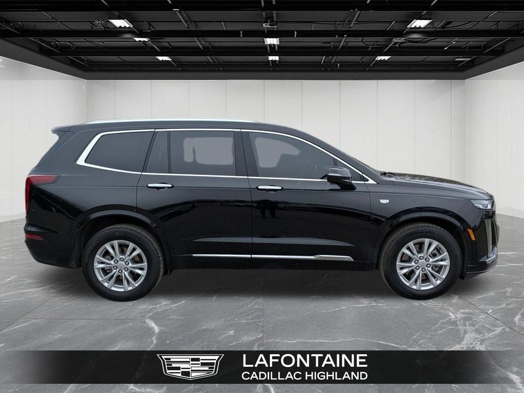 2025 Cadillac XT6 Luxury