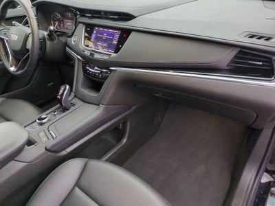 2025 Cadillac XT6 Luxury