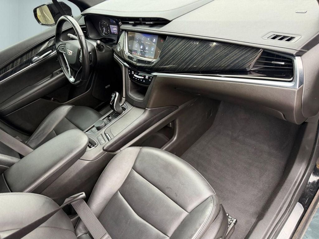 2022 Cadillac XT6 Premium Luxury