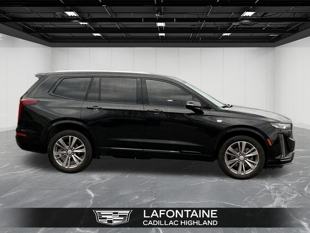 2022 Cadillac XT6 Premium Luxury