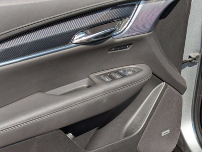 2025 Cadillac XT6 Sport