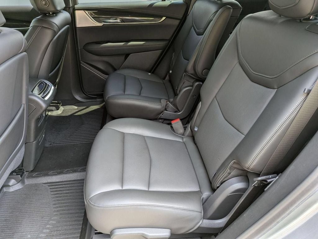 2025 Cadillac XT6 Sport