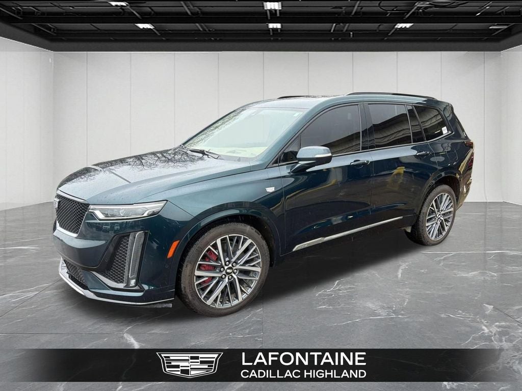 2025 Cadillac XT6 Sport