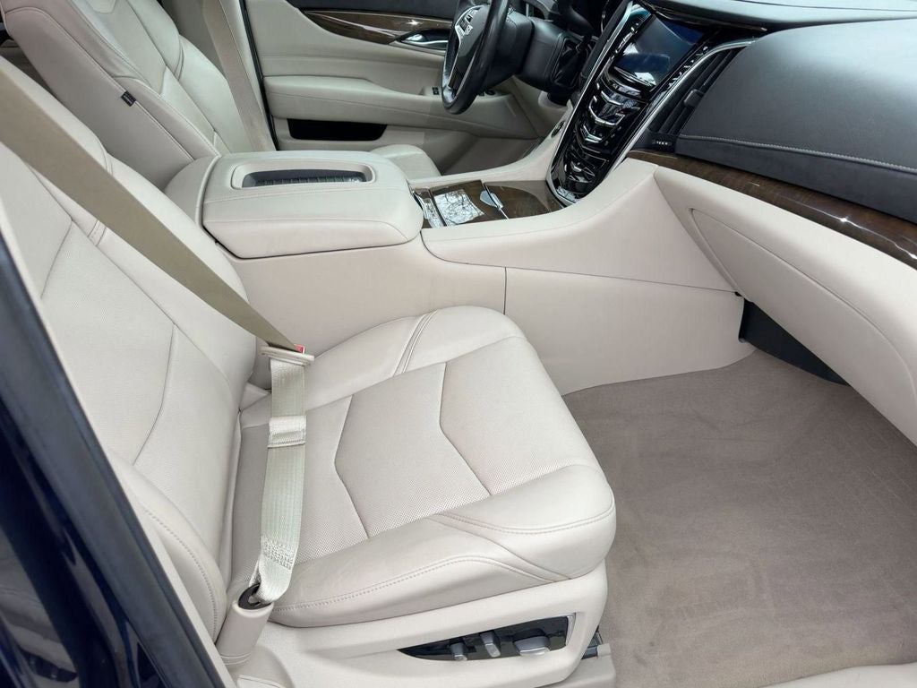 2020 Cadillac Escalade Luxury