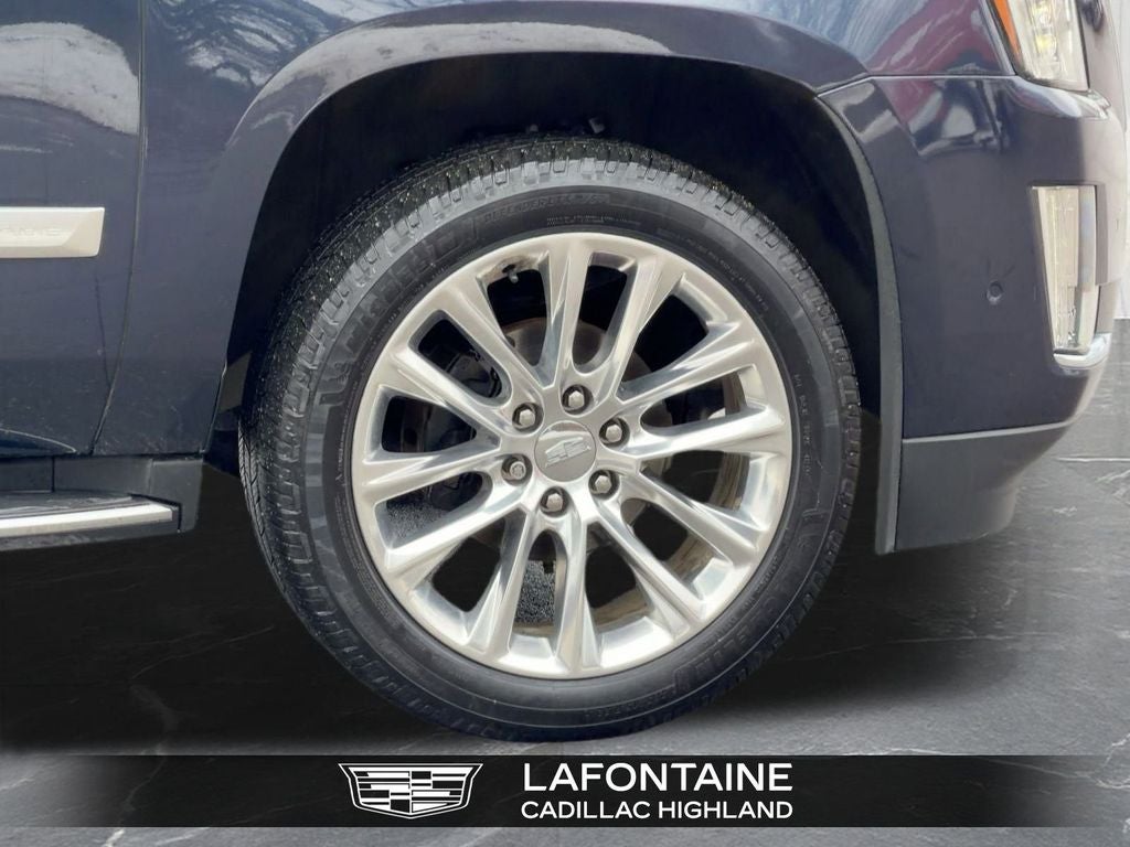 2020 Cadillac Escalade Luxury