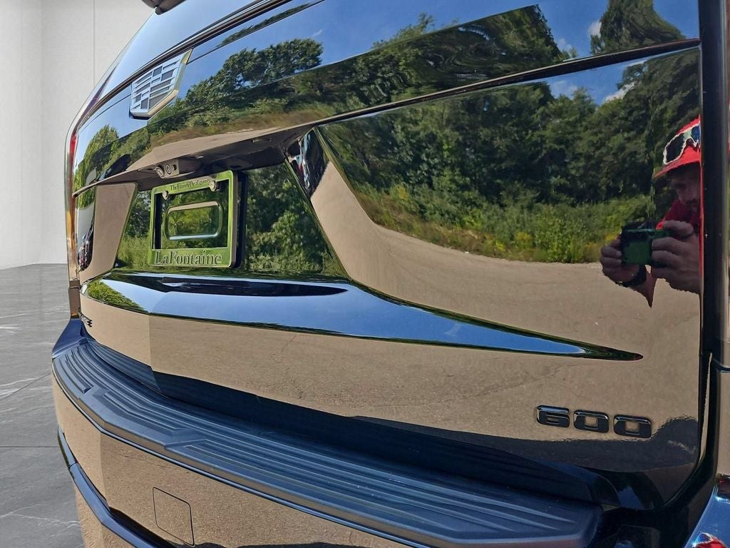 2023 Cadillac Escalade Sport Platinum