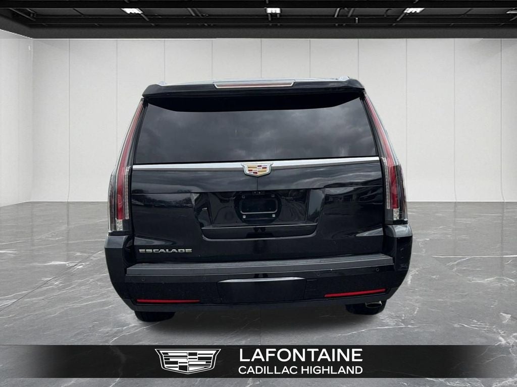 2019 Cadillac Escalade ESV Premium
