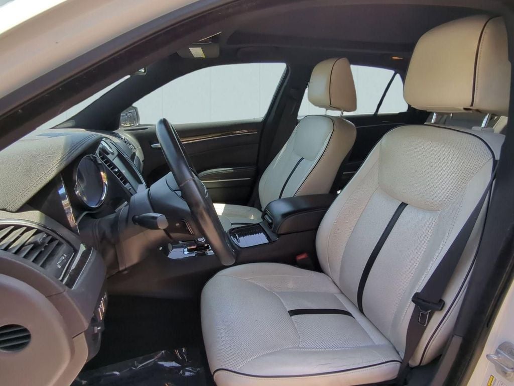 2014 Chrysler 300 Base