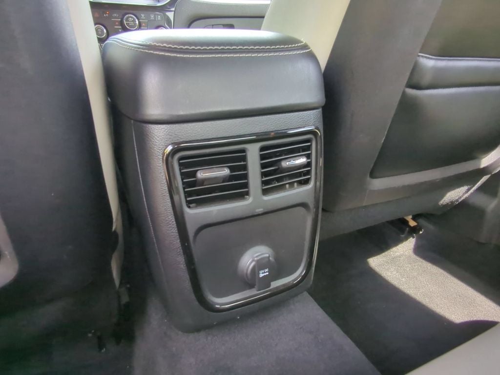 2014 Chrysler 300 Base