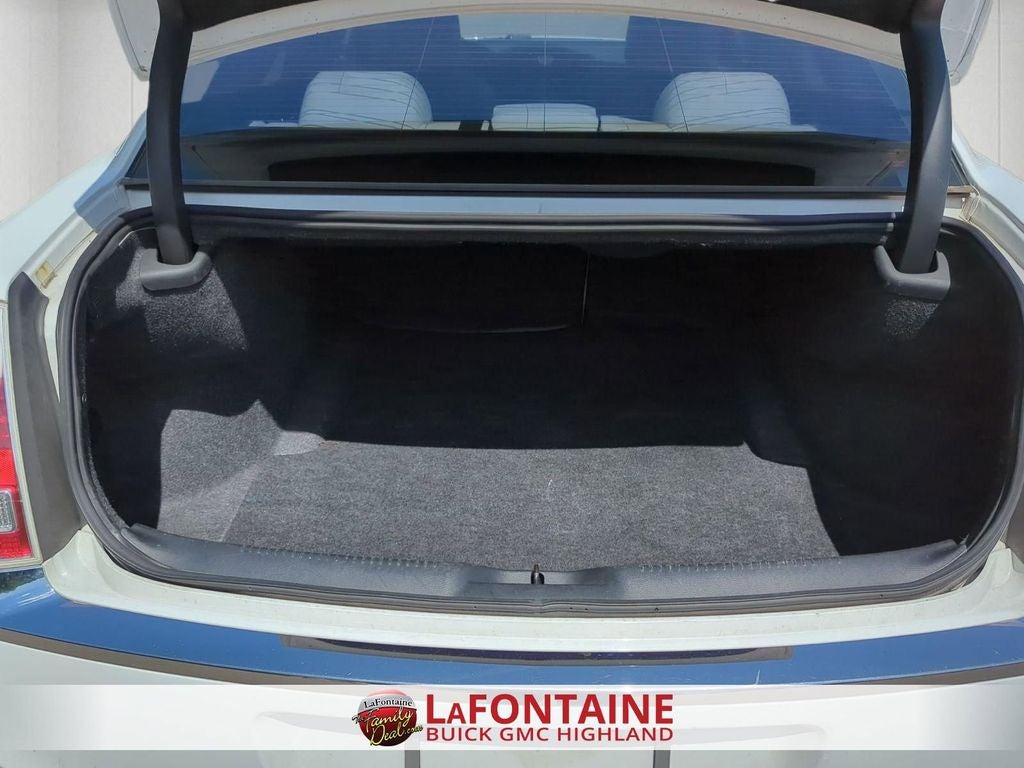2014 Chrysler 300 Base