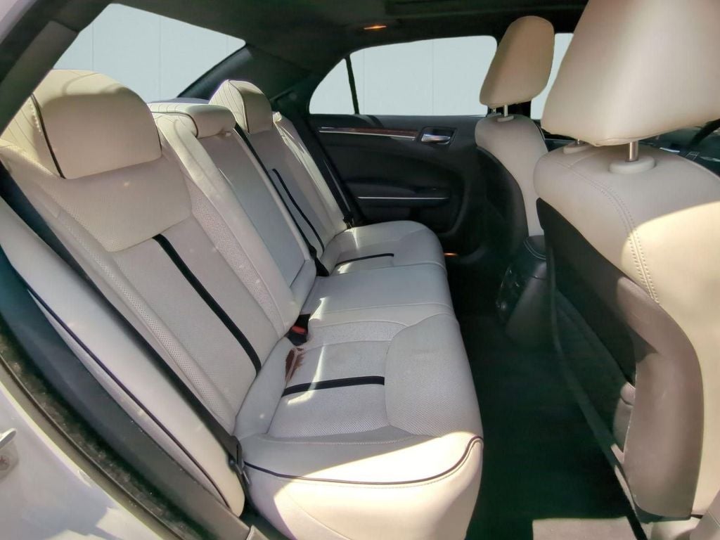 2014 Chrysler 300 Base