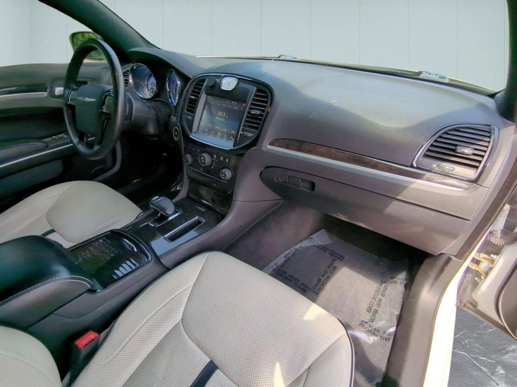 2014 Chrysler 300 Base