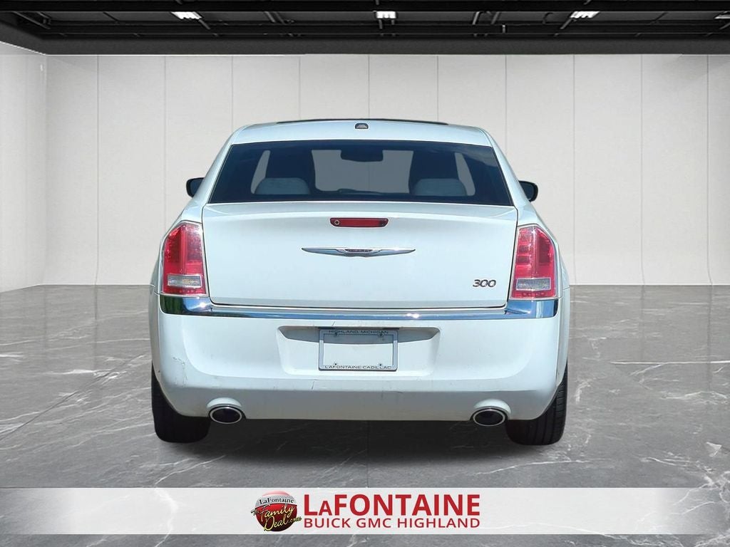 2014 Chrysler 300 Base