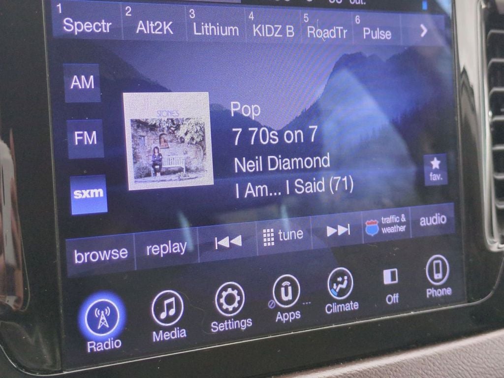 2017 Chrysler Pacifica Touring