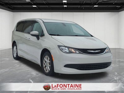 2017 Chrysler Pacifica Touring