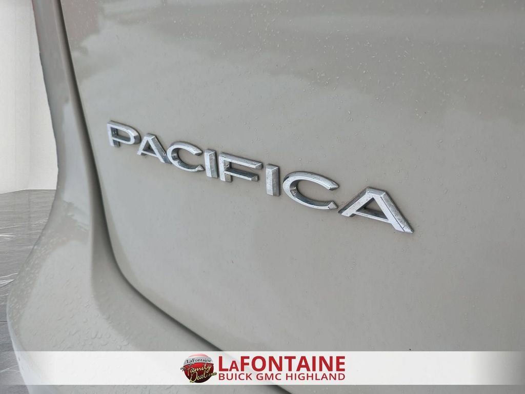 2017 Chrysler Pacifica Touring