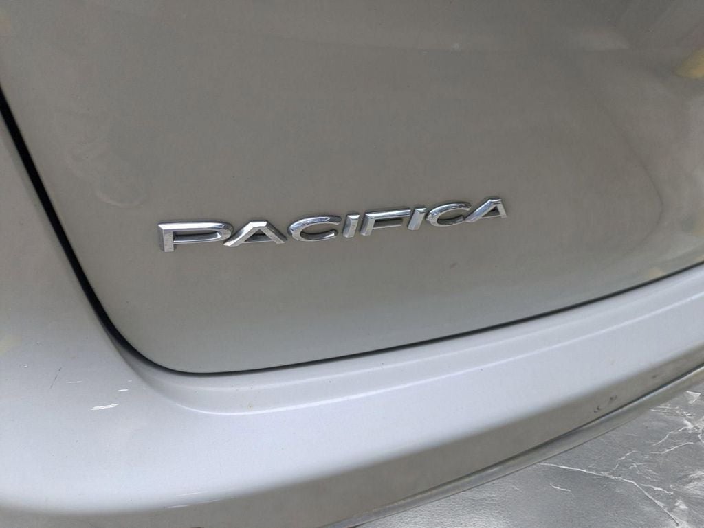 2017 Chrysler Pacifica Touring L Plus