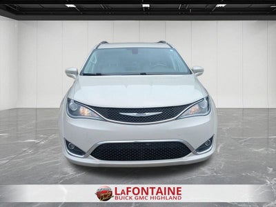 2017 Chrysler Pacifica Touring L Plus